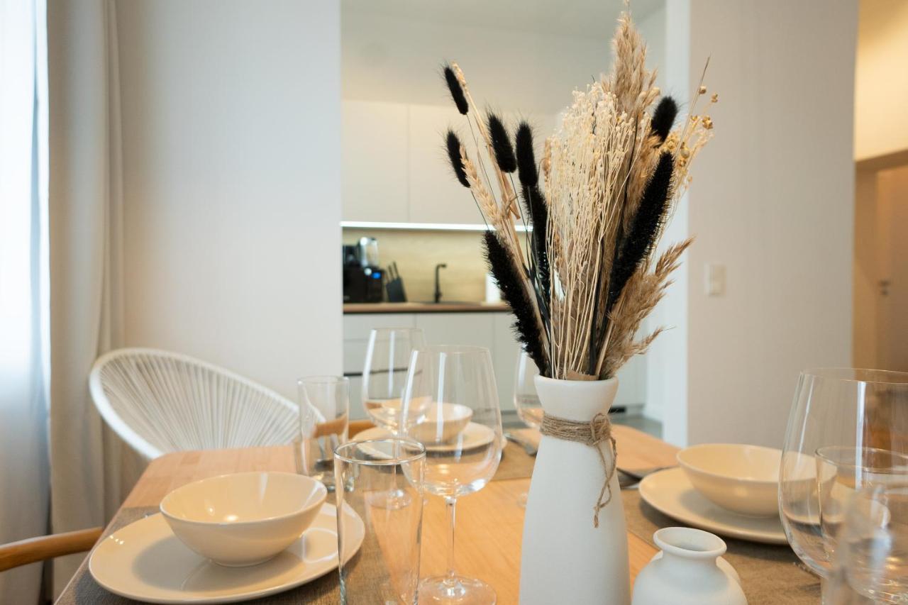 Chic 94M2 Apartment With A King-Size Bed فيينا المظهر الخارجي الصورة