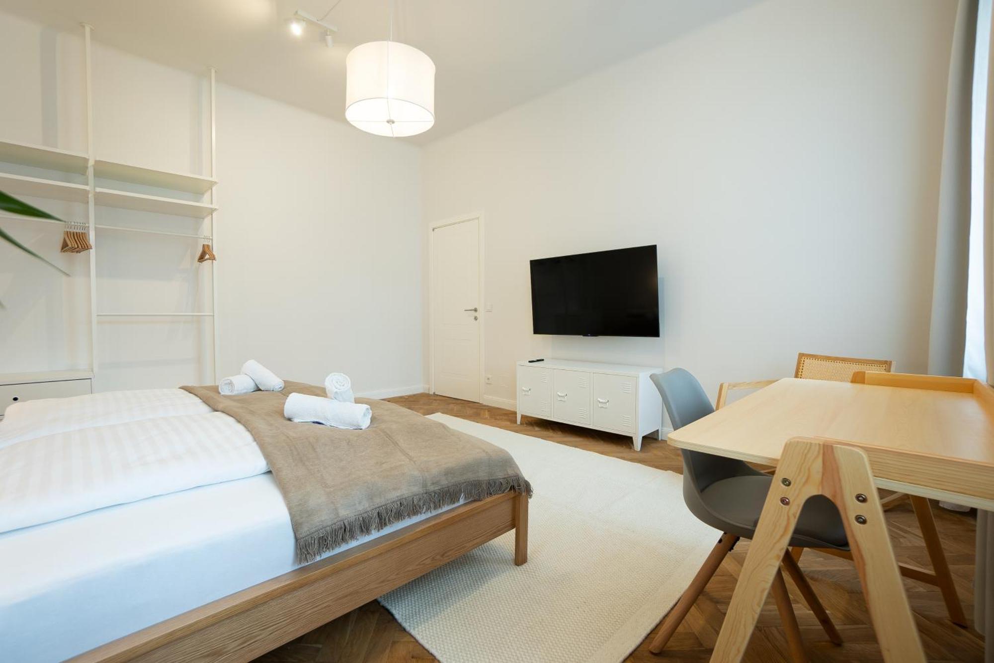 Chic 94M2 Apartment With A King-Size Bed فيينا المظهر الخارجي الصورة